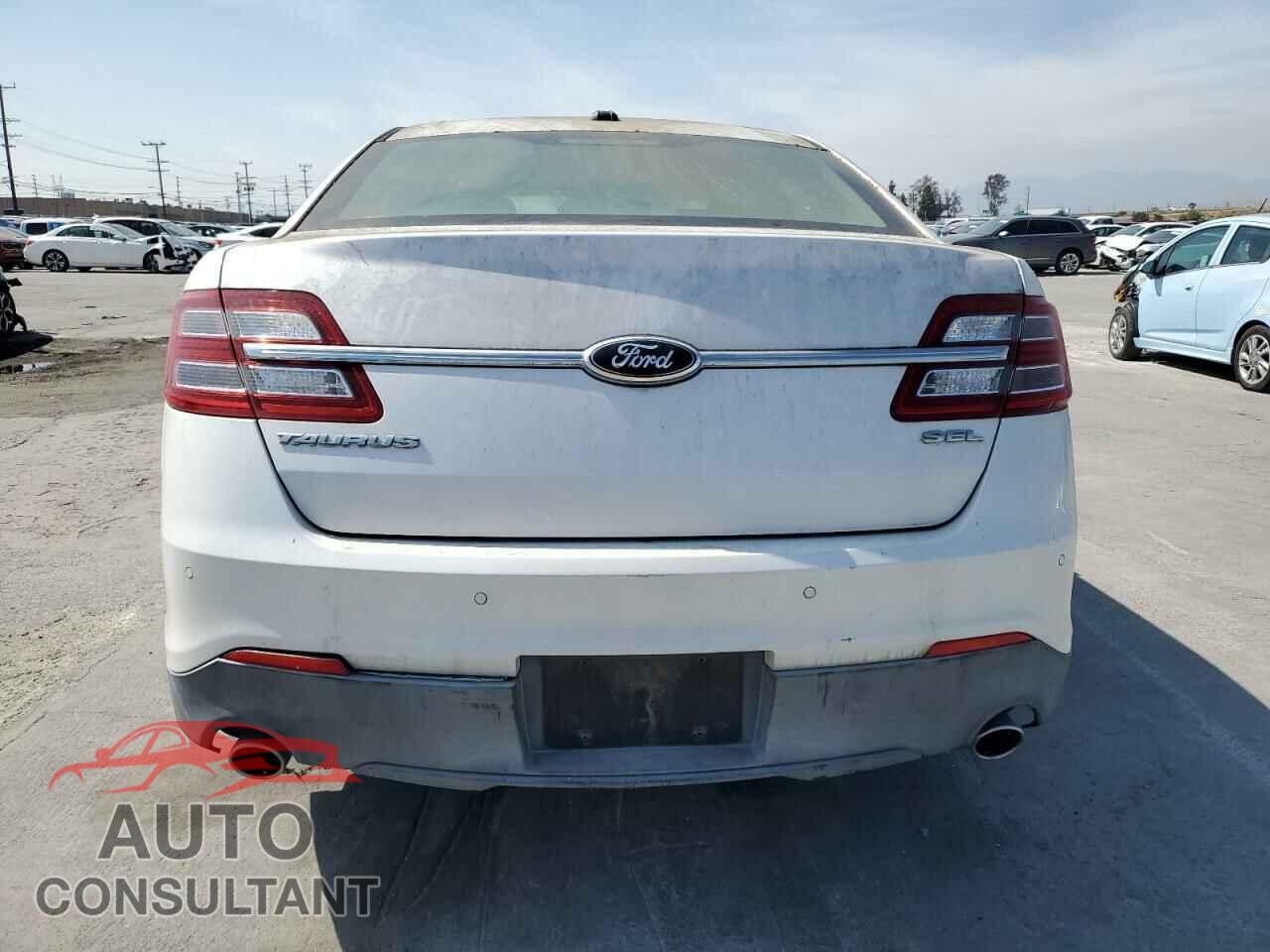 FORD TAURUS 2013 - 1FAHP2E88DG106093