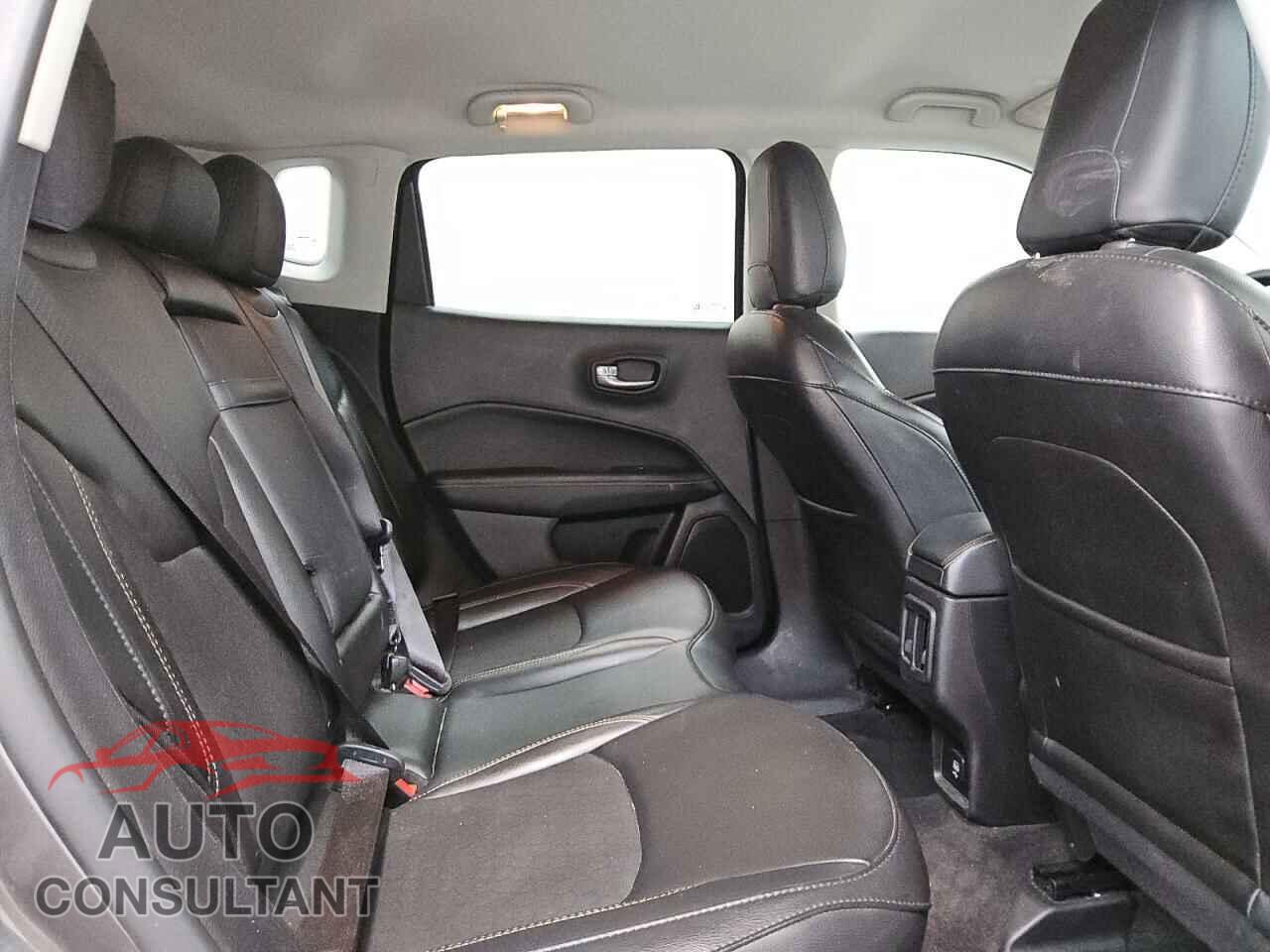 JEEP COMPASS 2020 - 3C4NJDBB8LT149935
