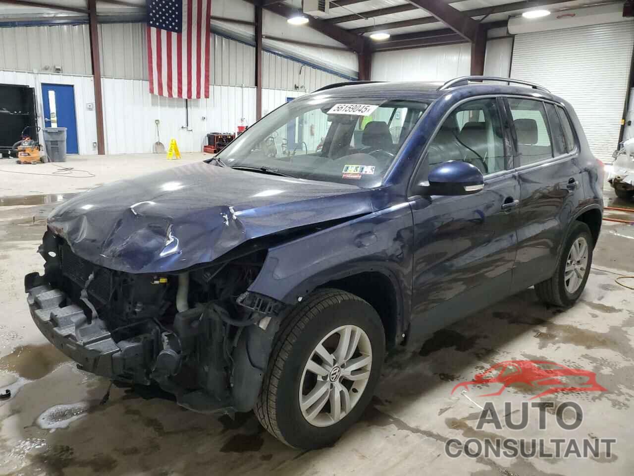 VOLKSWAGEN TIGUAN 2016 - WVGBV7AX6GW529387