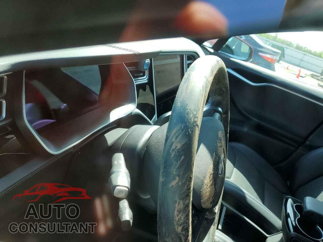 TESLA MODEL S 2018 - 5YJSA1E24JF243545