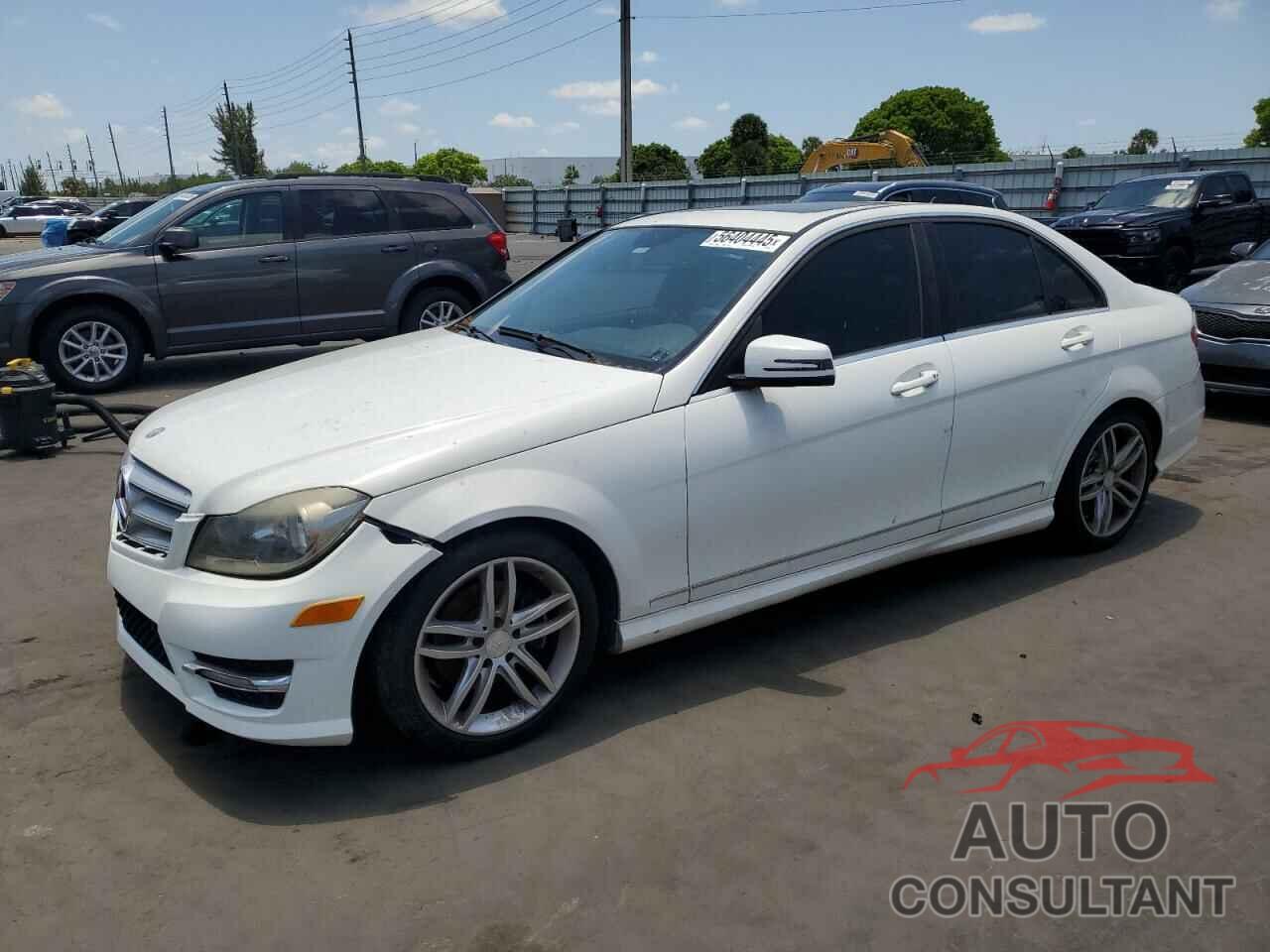 MERCEDES-BENZ C-CLASS 2013 - WDDGF4HBXDR253683
