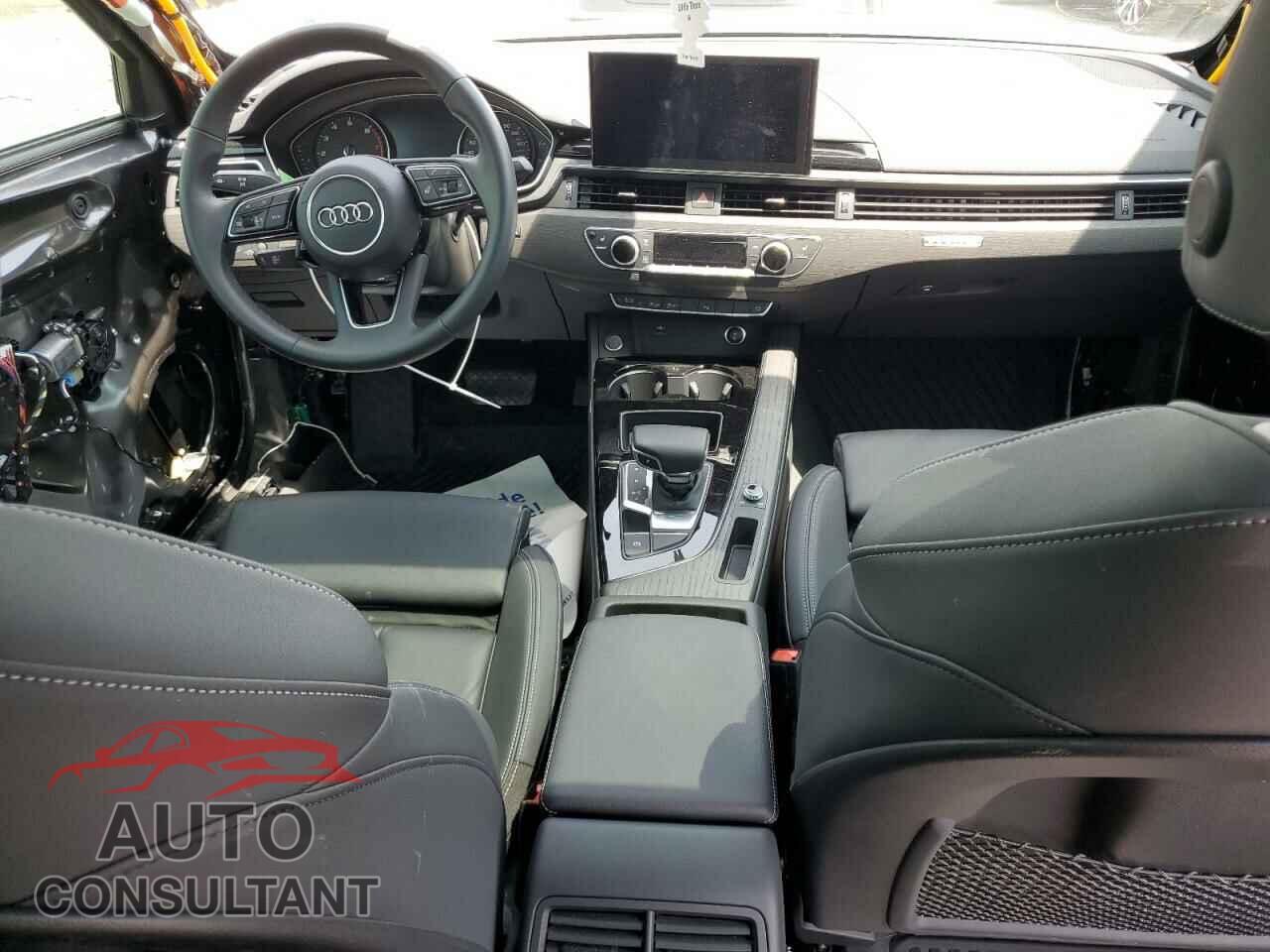 AUDI A4 2021 - WAUDAAF48MN007959