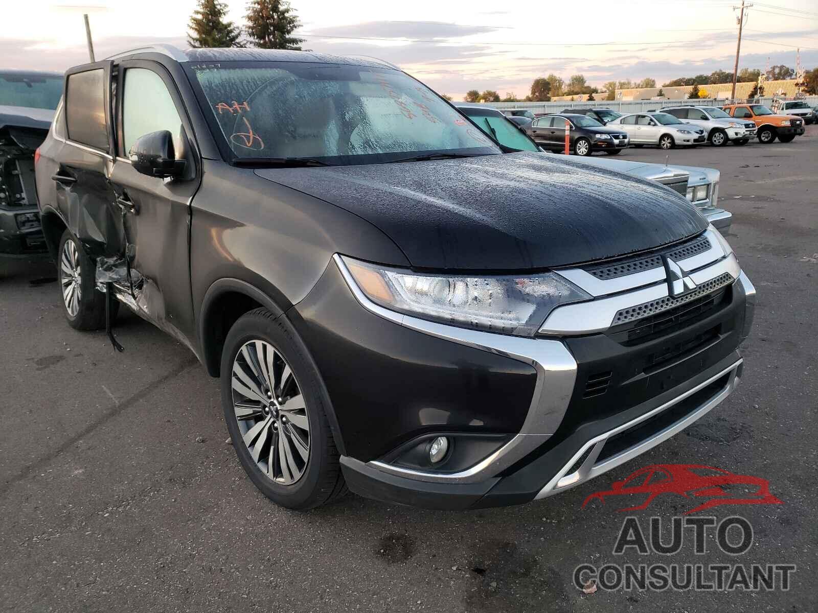 MITSUBISHI OUTLANDER 2019 - JA4AZ3A38KZ028867