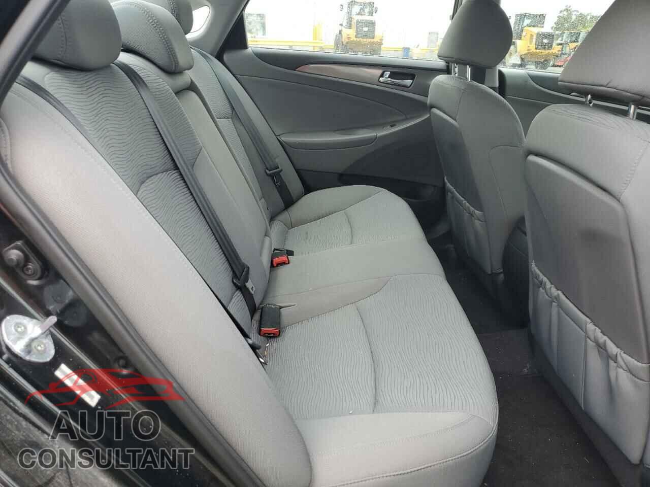 HYUNDAI SONATA 2014 - KMHEC4A47EA114371