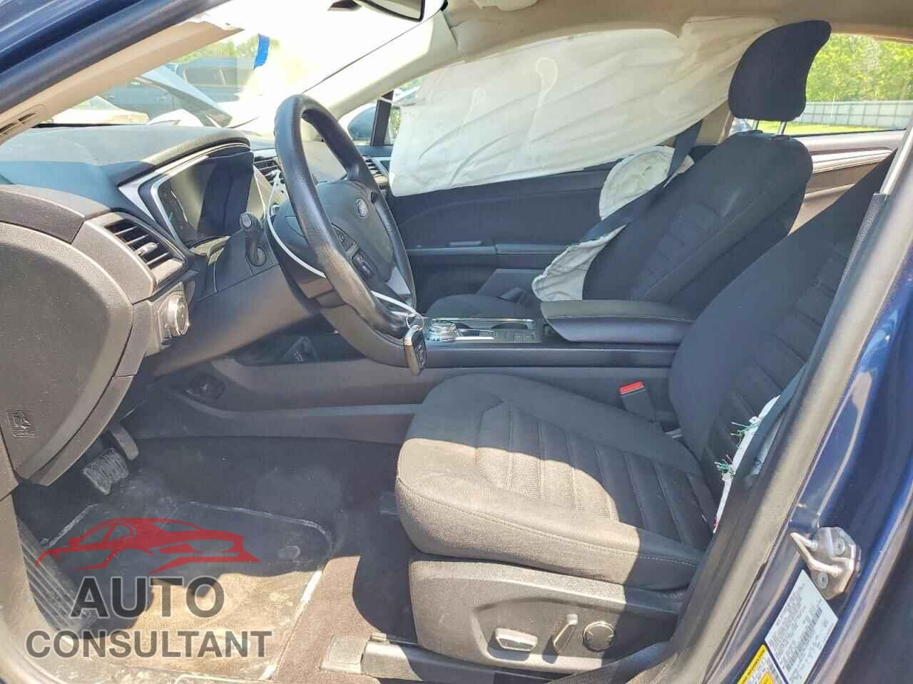 FORD FUSION 2019 - 3FA6P0LU2KR192521