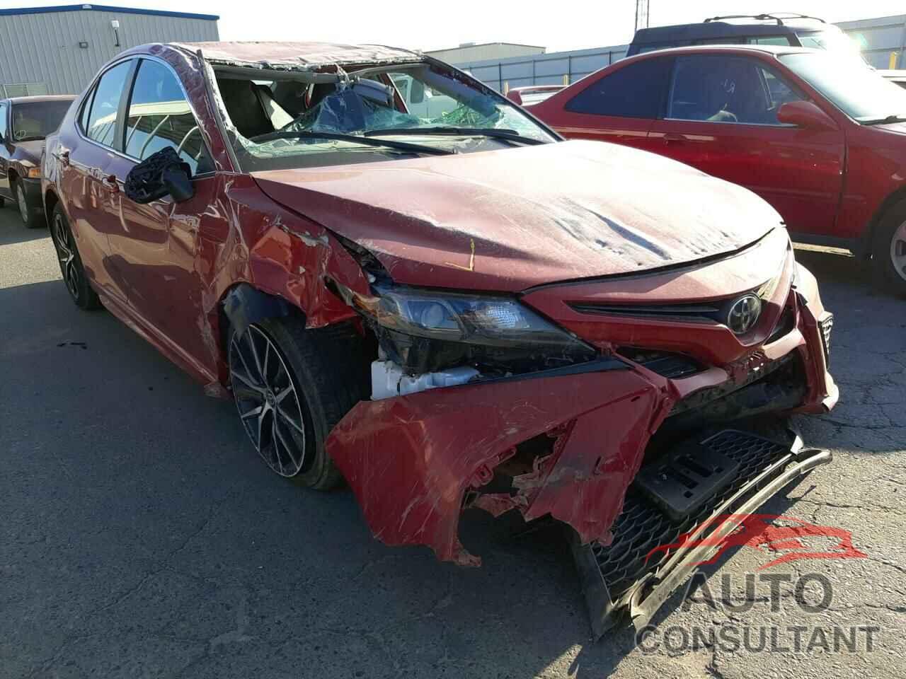 TOYOTA CAMRY 2021 - 4T1G11AK0MU489060