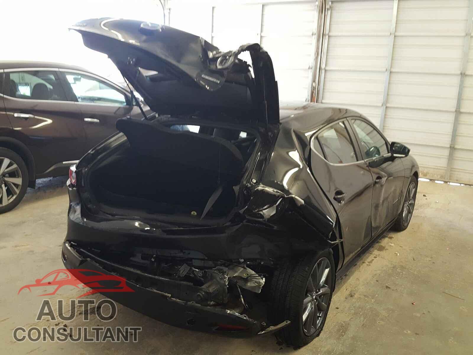 MAZDA 3 2019 - JM1BPAJM5K1119591