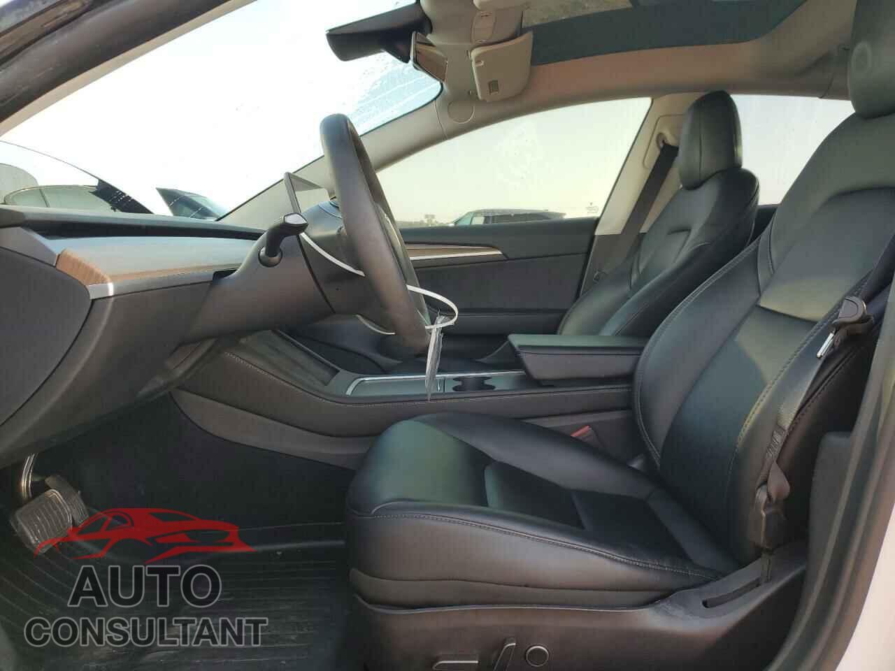 TESLA MODEL 3 2021 - 5YJ3E1EB7MF044096