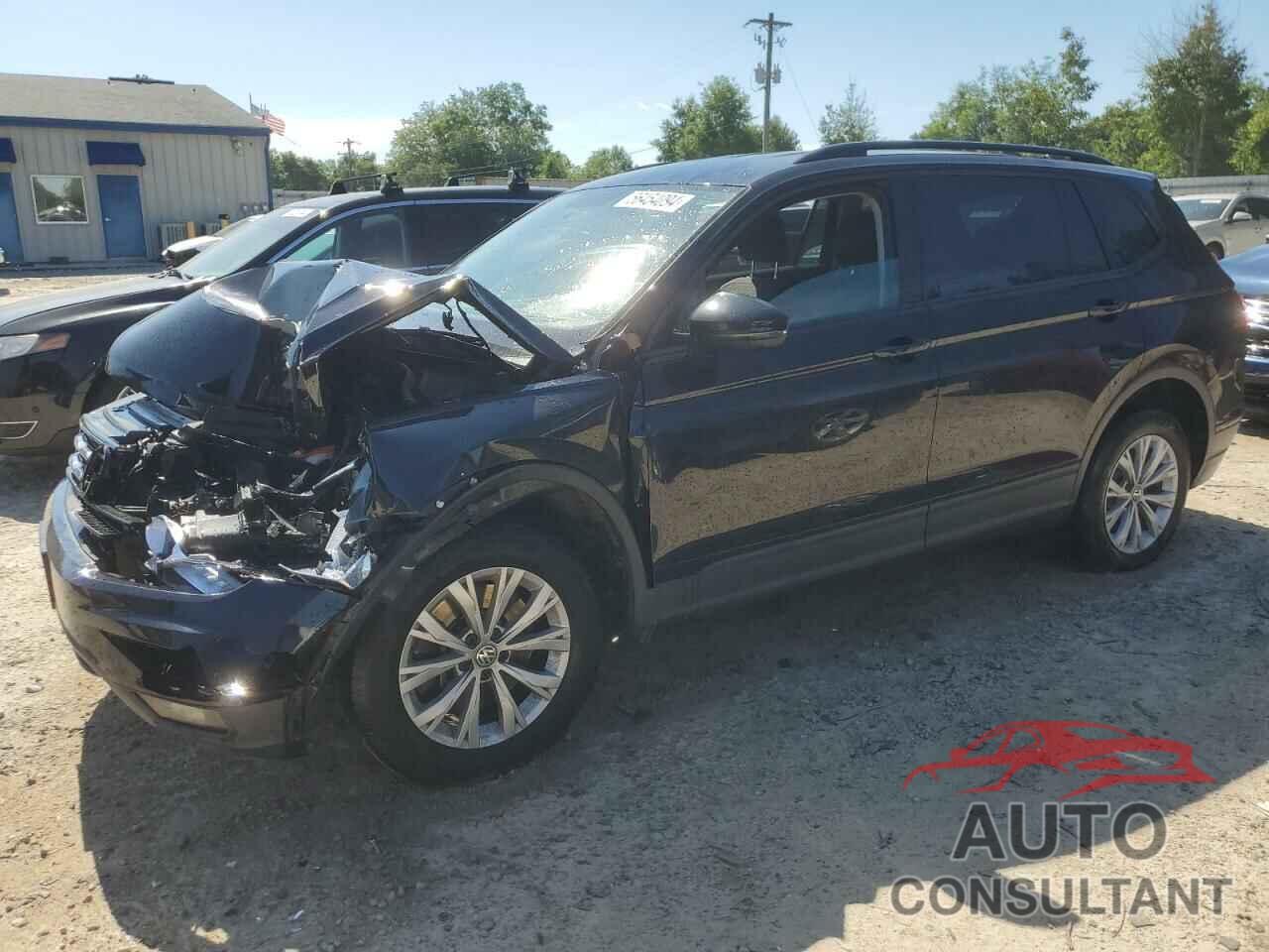 VOLKSWAGEN TIGUAN 2018 - 3VV0B7AX9JM016678