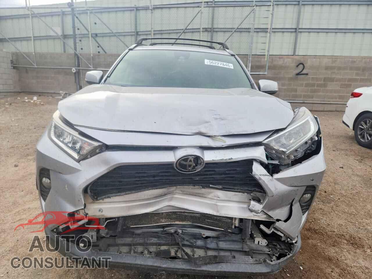 TOYOTA RAV4 2019 - JTMP1RFV9KD523774