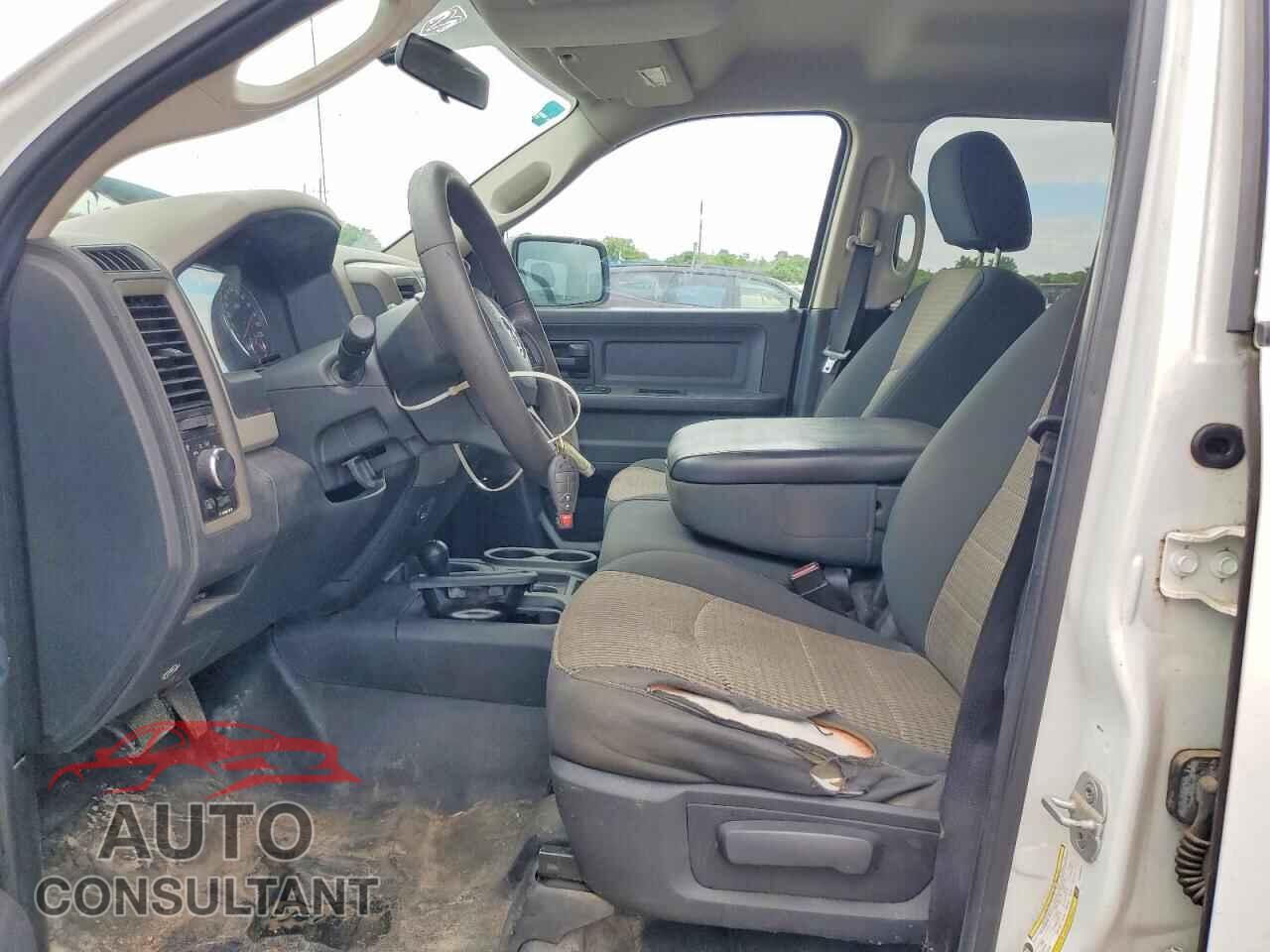 DODGE RAM 2500 2012 - 3C6TD5HT3CG268948