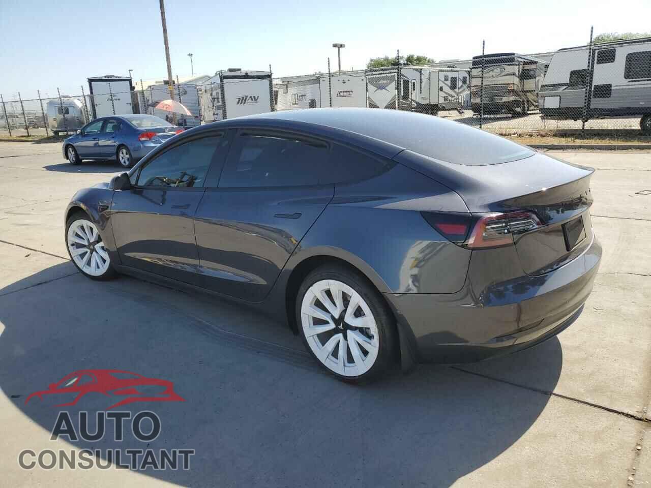 TESLA MODEL 3 2021 - 5YJ3E1EA5MF079114