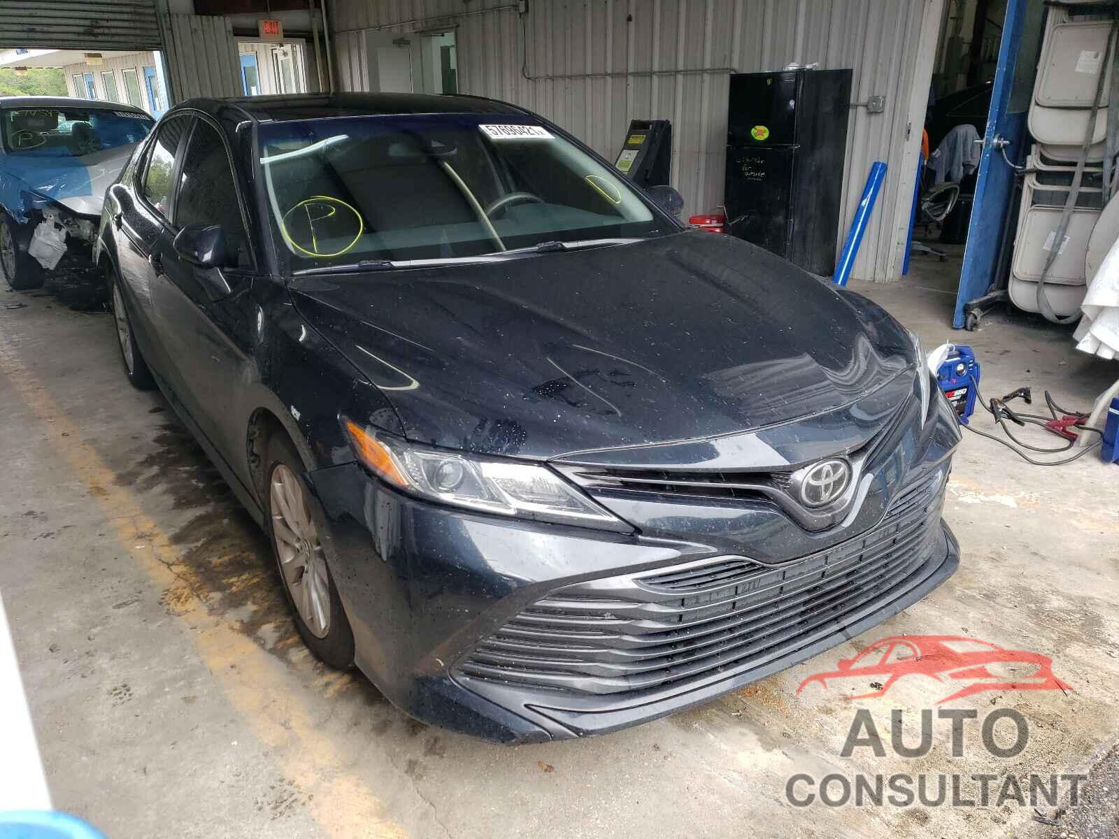 TOYOTA CAMRY 2018 - JTNB11HK2J3026466