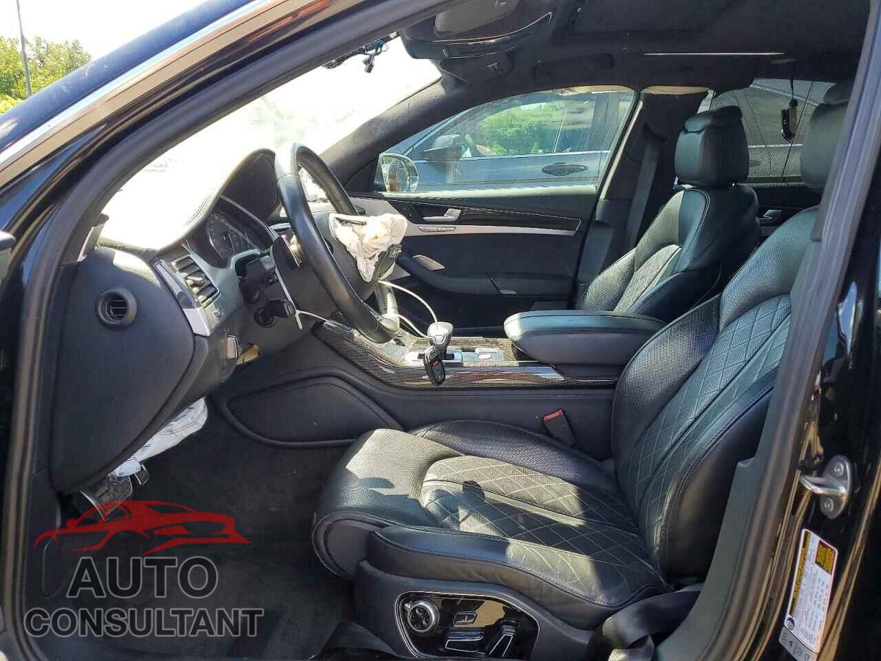 AUDI S8 2013 - WAUD2AFD5DN011383