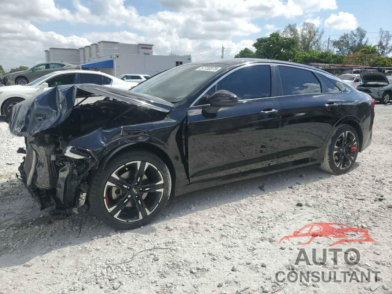 KIA K5 2024 - 5XXG64J24RG238904