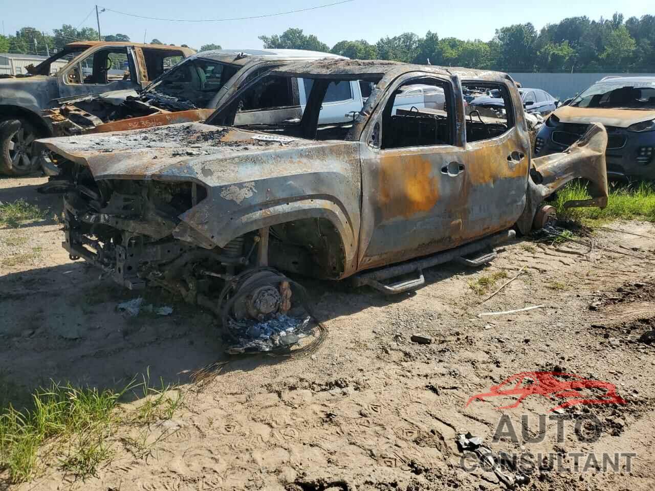 TOYOTA TACOMA 2016 - 5TFCZ5ANXGX024303