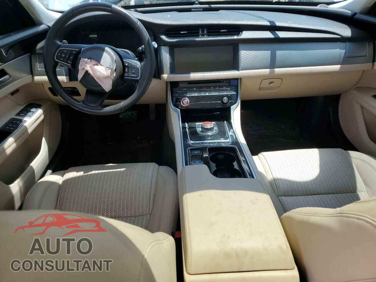 JAGUAR XF 2017 - SAJBE4BVXHCY27459