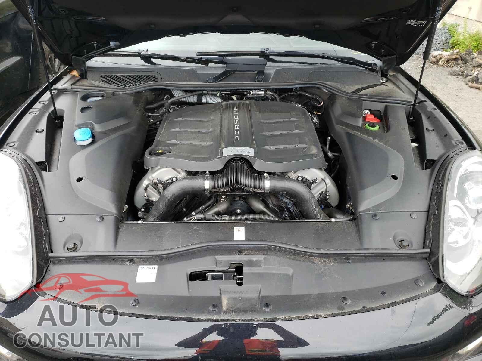 PORSCHE CAYENNE 2017 - WP1AB2A24HLA50810