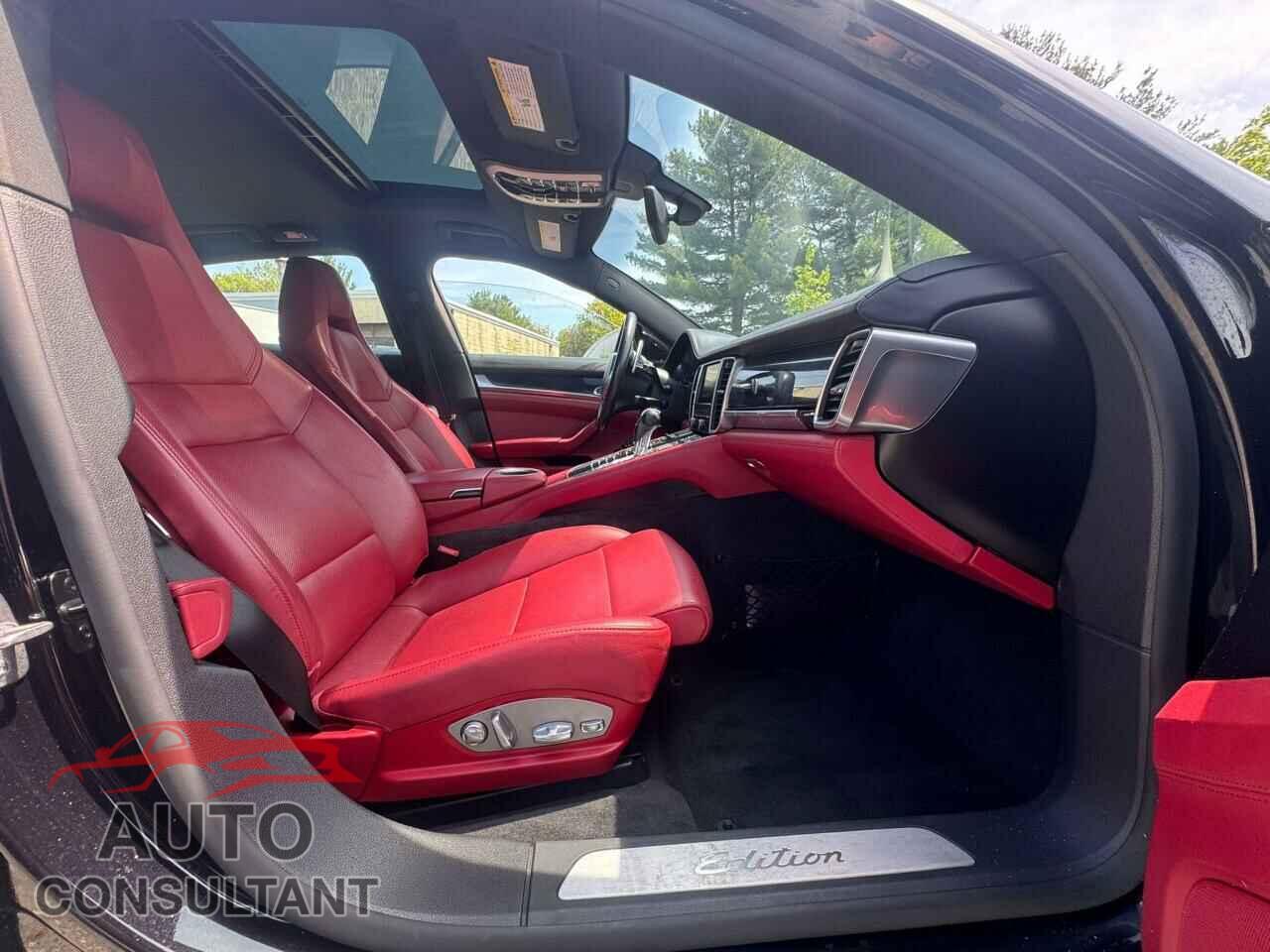 PORSCHE PANAMERA 2016 - WP0AA2A71GL000493