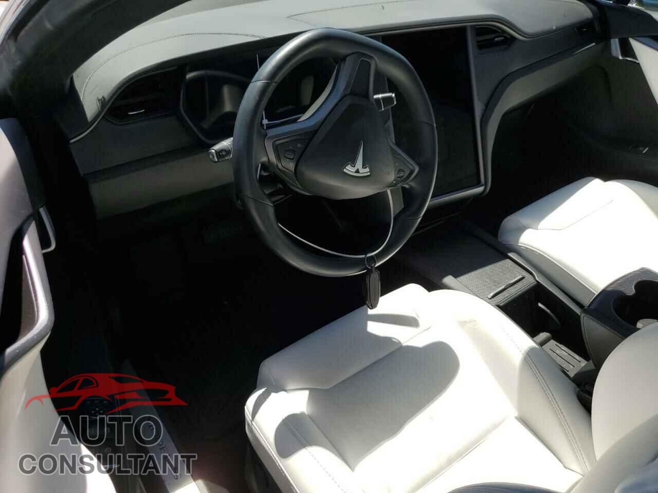 TESLA MODEL S 2018 - 5YJSA1E20JF287087