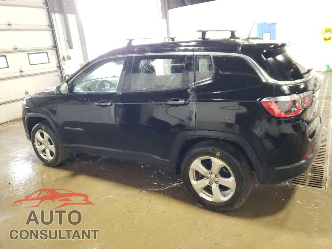JEEP COMPASS 2018 - 3C4NJDBB5JT392910