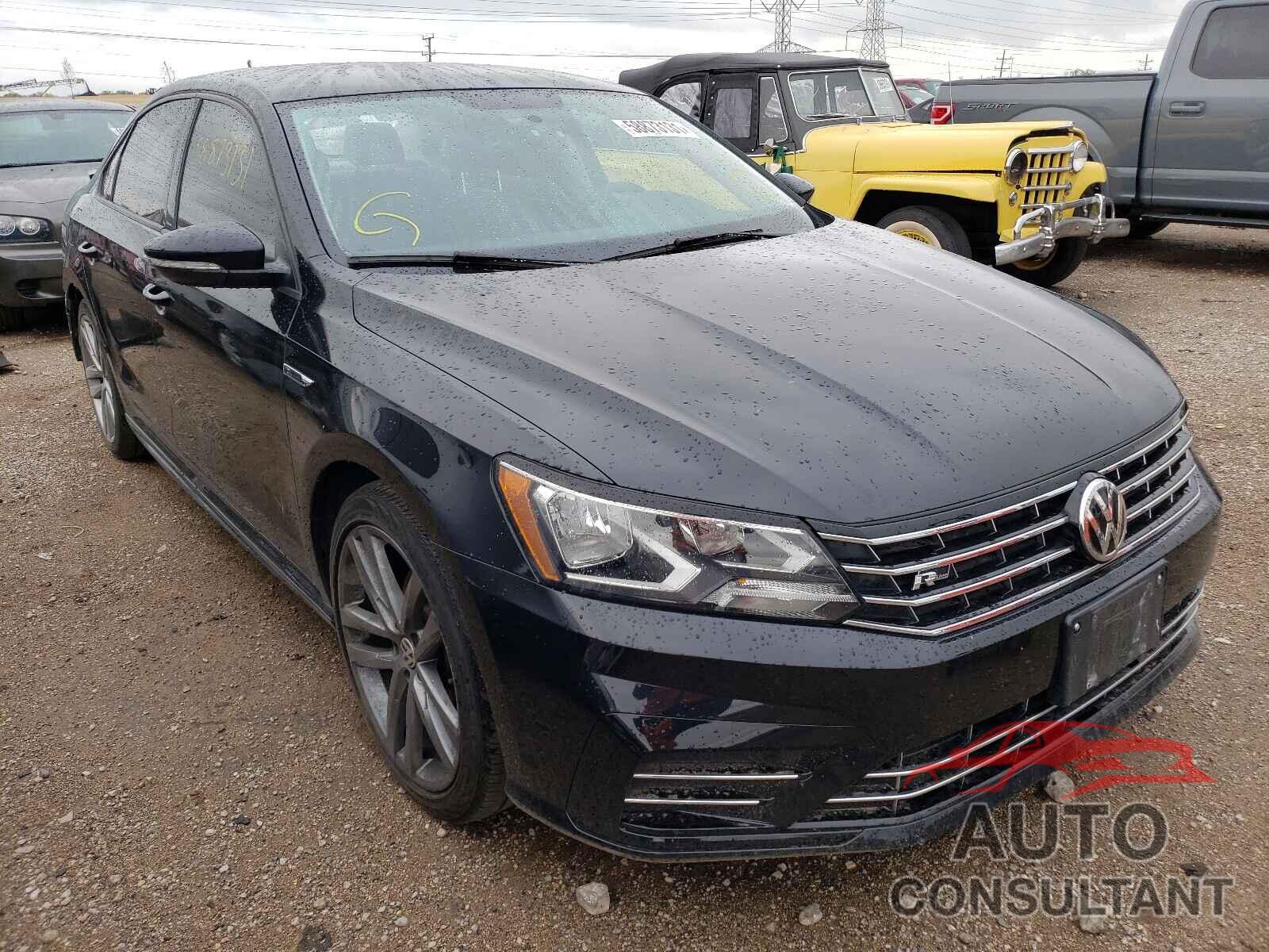 VOLKSWAGEN PASSAT 2018 - 1VWAA7A36JC017921