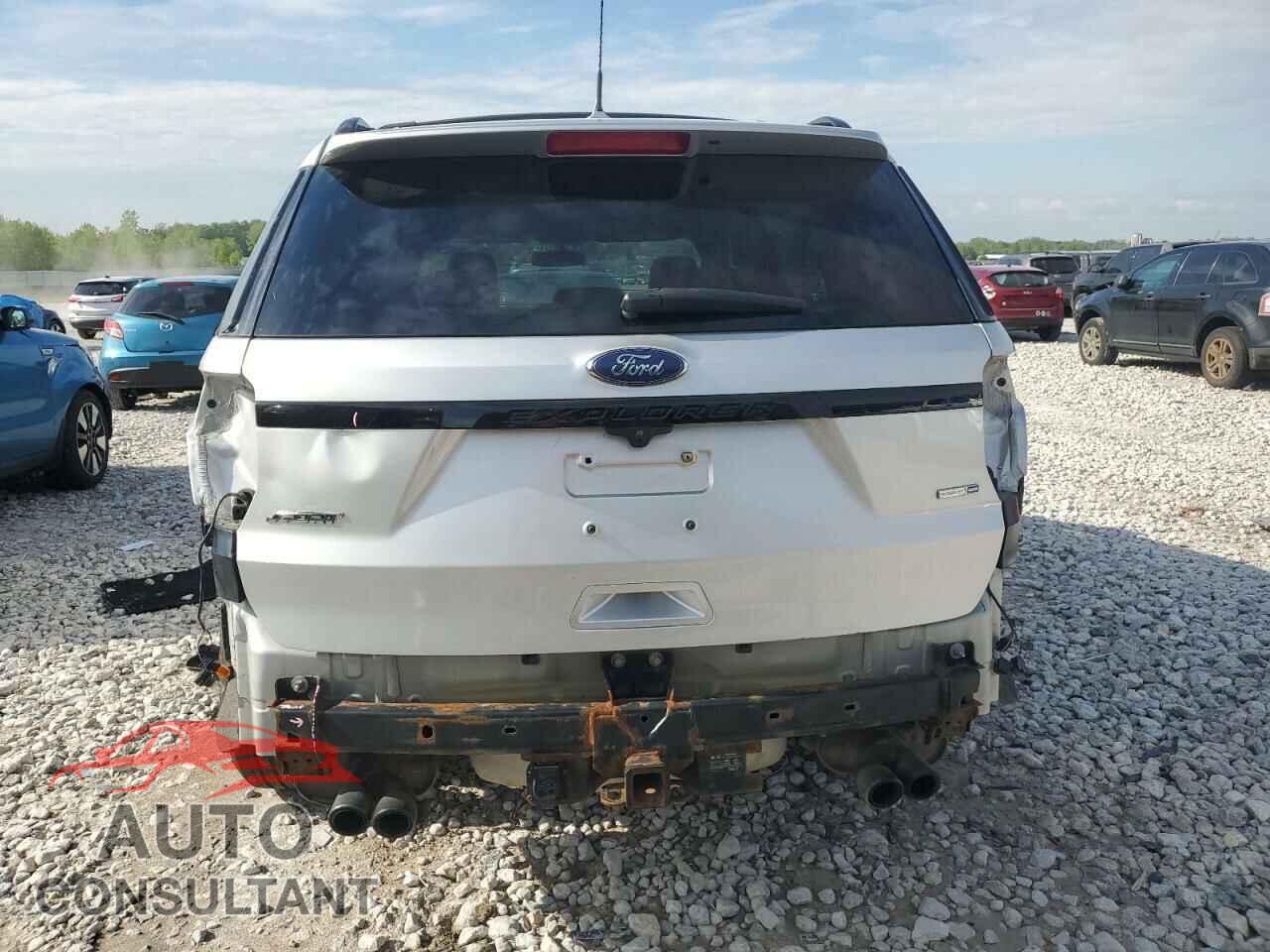 FORD EXPLORER 2018 - 1FM5K8GT1JGB54297