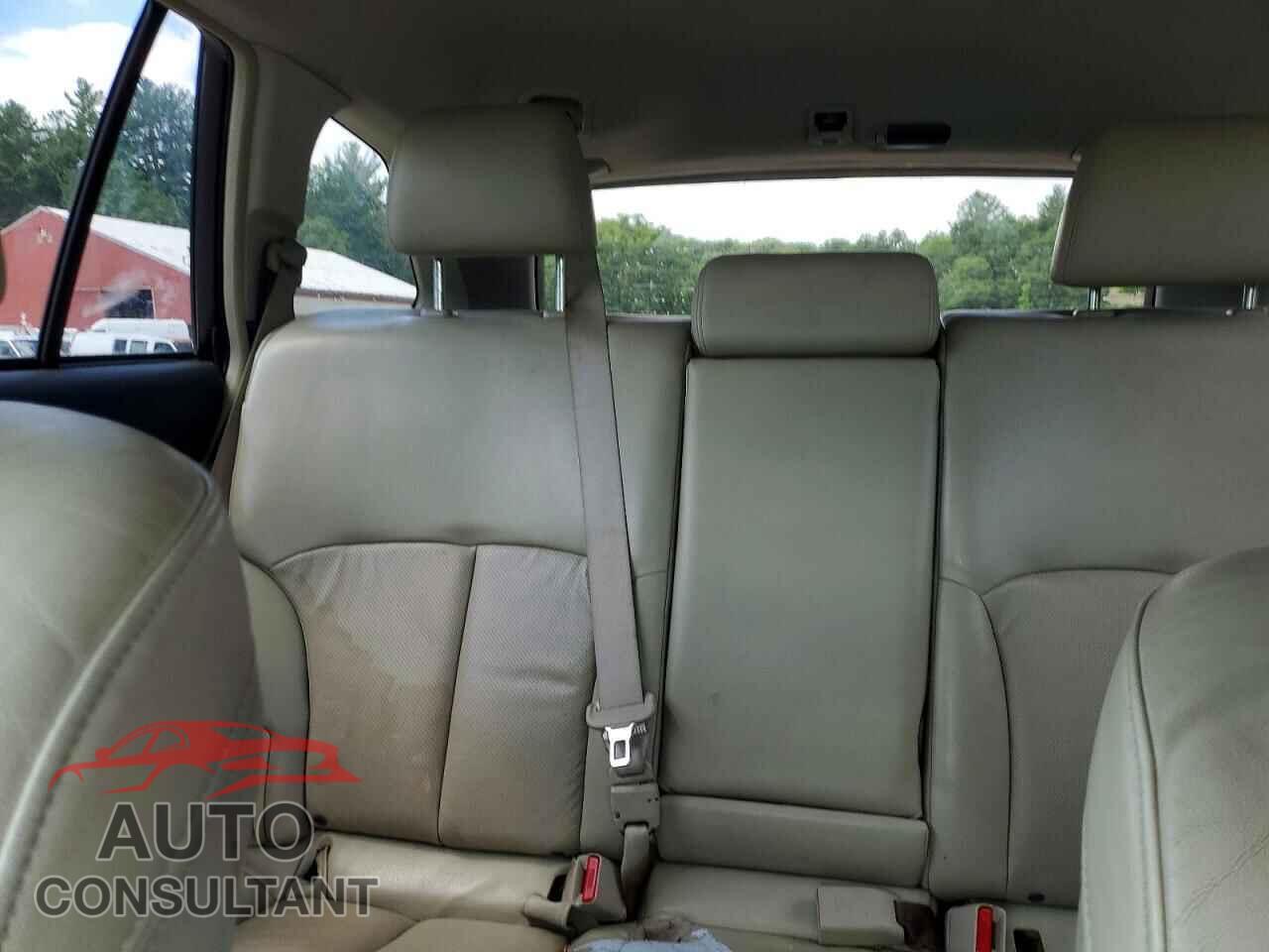 SUBARU OUTBACK 2011 - 4S4BRBKC6B3347752