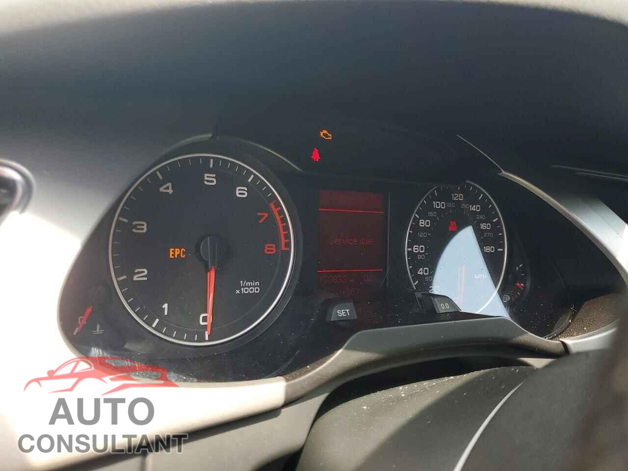 AUDI A4 2011 - WAUDFAFL0BN015141