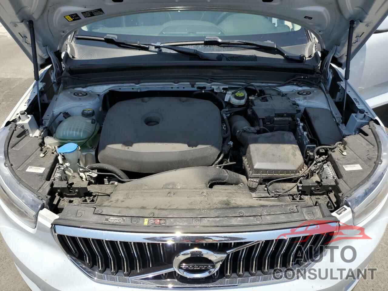 VOLVO XC40 2021 - YV4162UL5M2564818