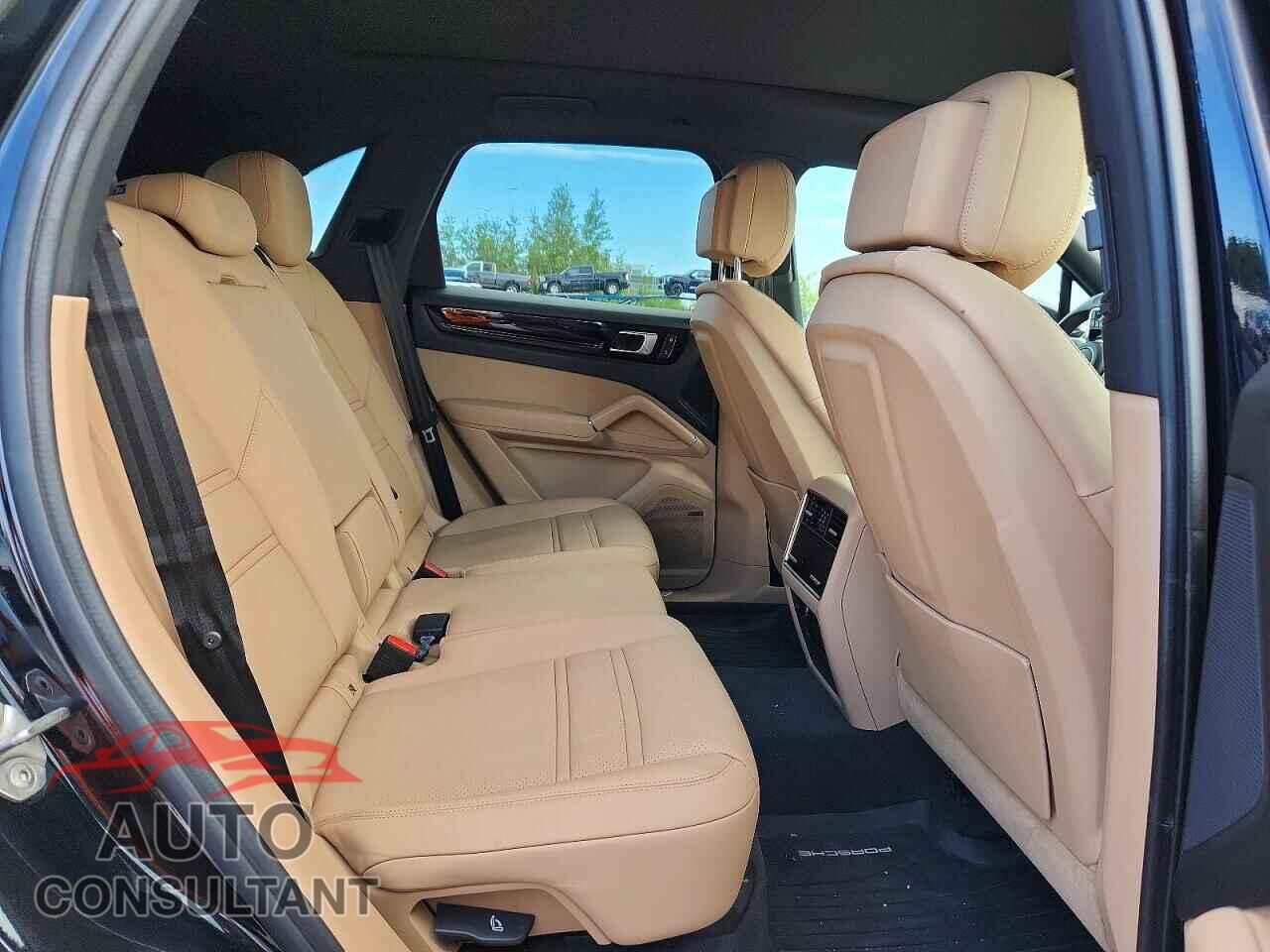 PORSCHE CAYENNE 2022 - WP1AA2AY4NDA05055