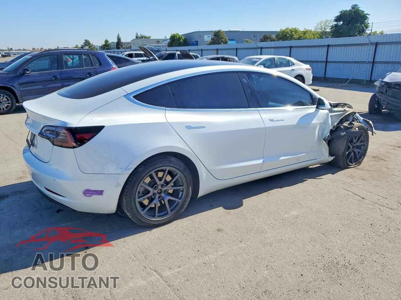 TESLA MODEL 3 2018 - 5YJ3E1EA9JF166154