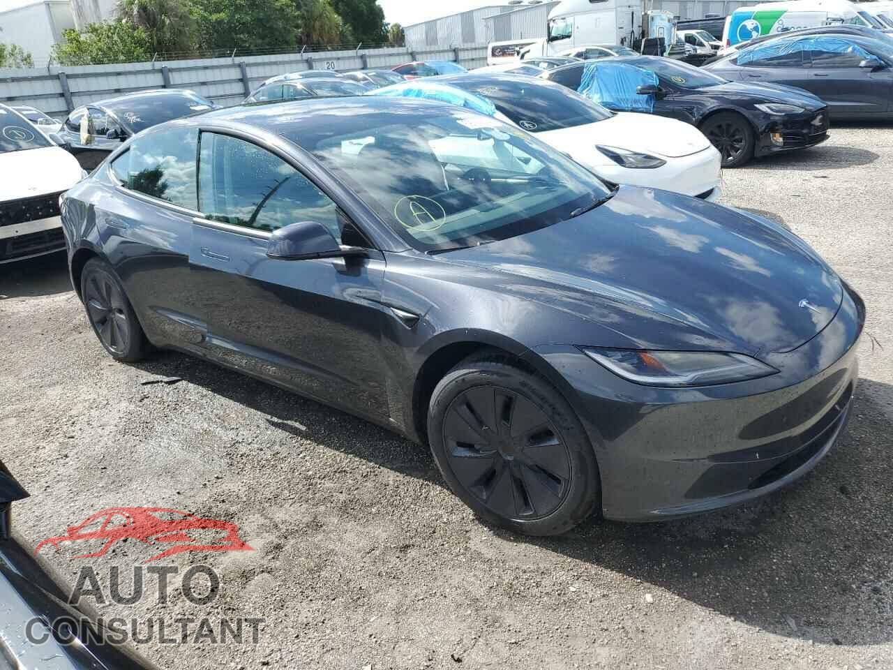 TESLA MODEL 3 2024 - 5YJ3E1EA5RF722715