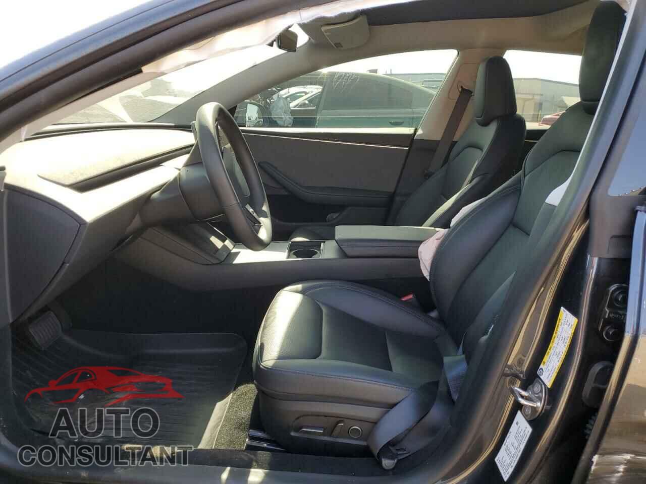 TESLA MODEL 3 2024 - 5YJ3E1EA6RF764911