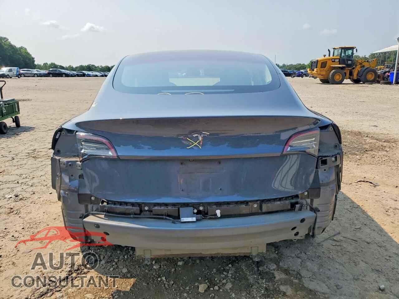 TESLA MODEL 3 2018 - 5YJ3E1EA4JF024178