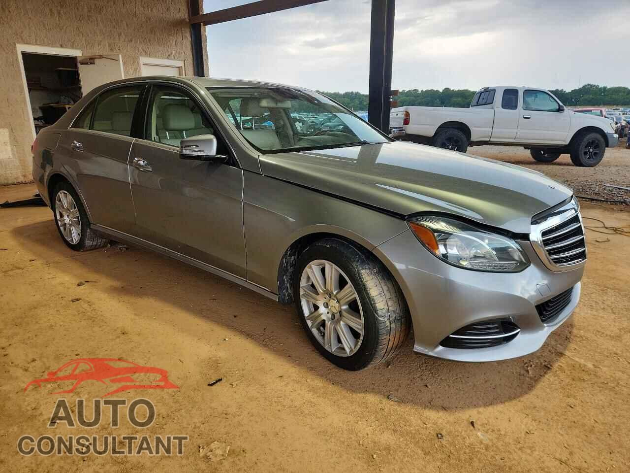 MERCEDES-BENZ E-CLASS 2014 - WDDHF5KB1EA860817
