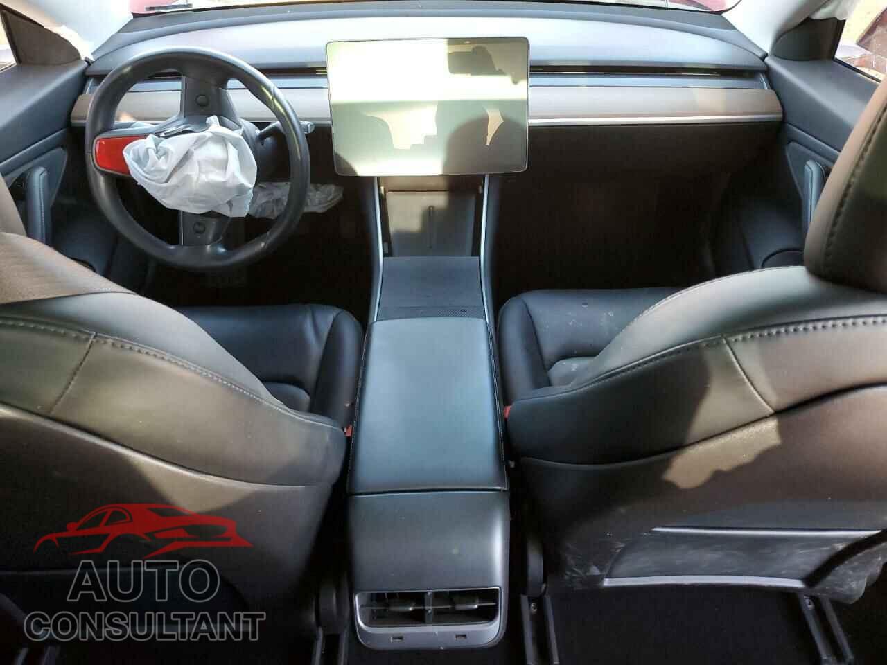 TESLA MODEL 3 2018 - 5YJ3E1EB7JF065686