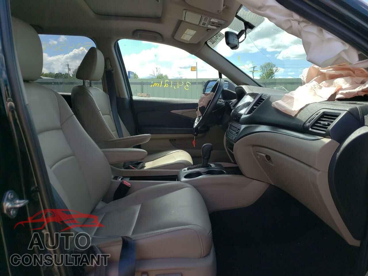 HONDA PILOT 2018 - 5FNYF6H51JB062188