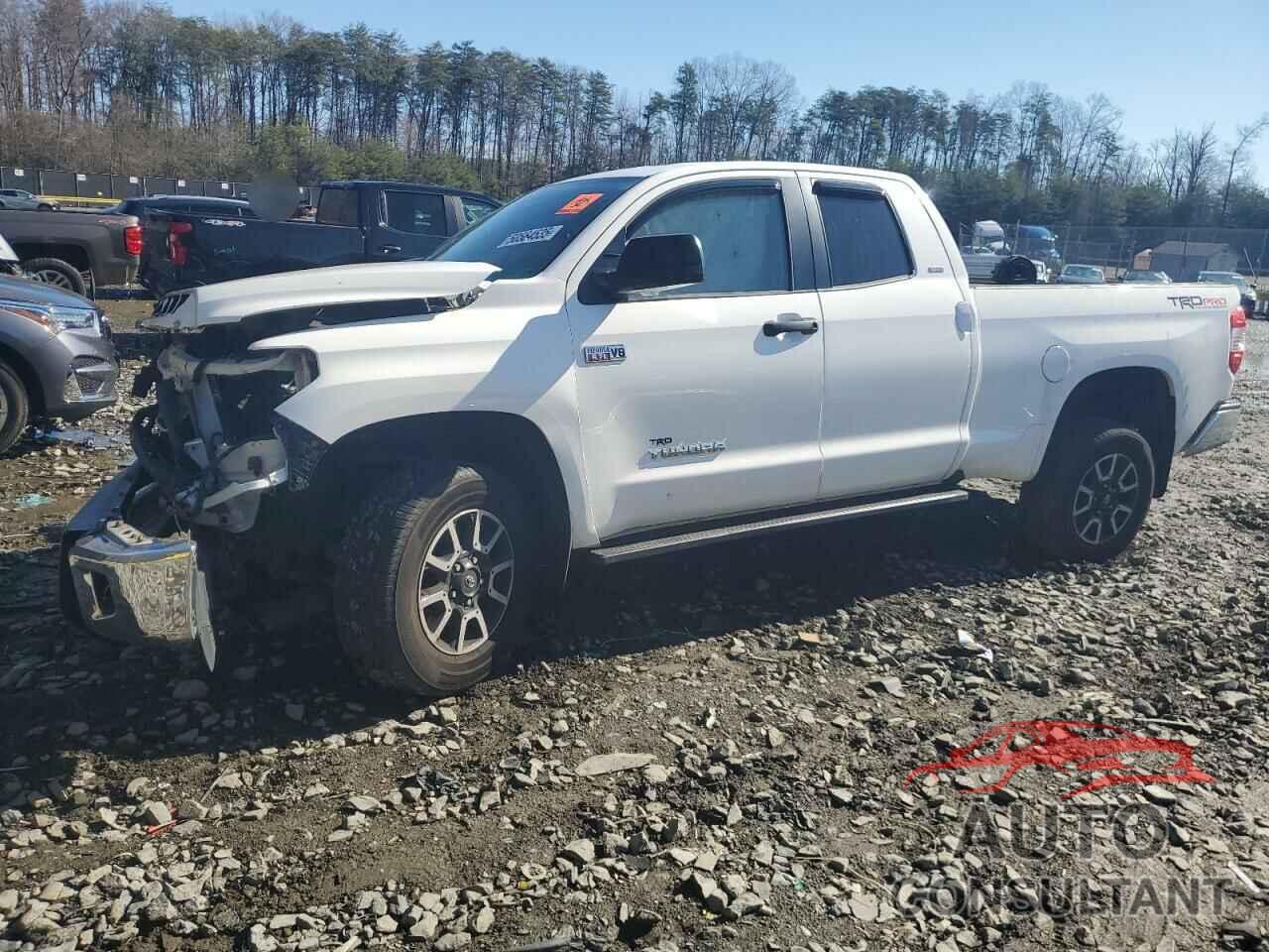 TOYOTA TUNDRA 2016 - 5TFUM5F12GX068367