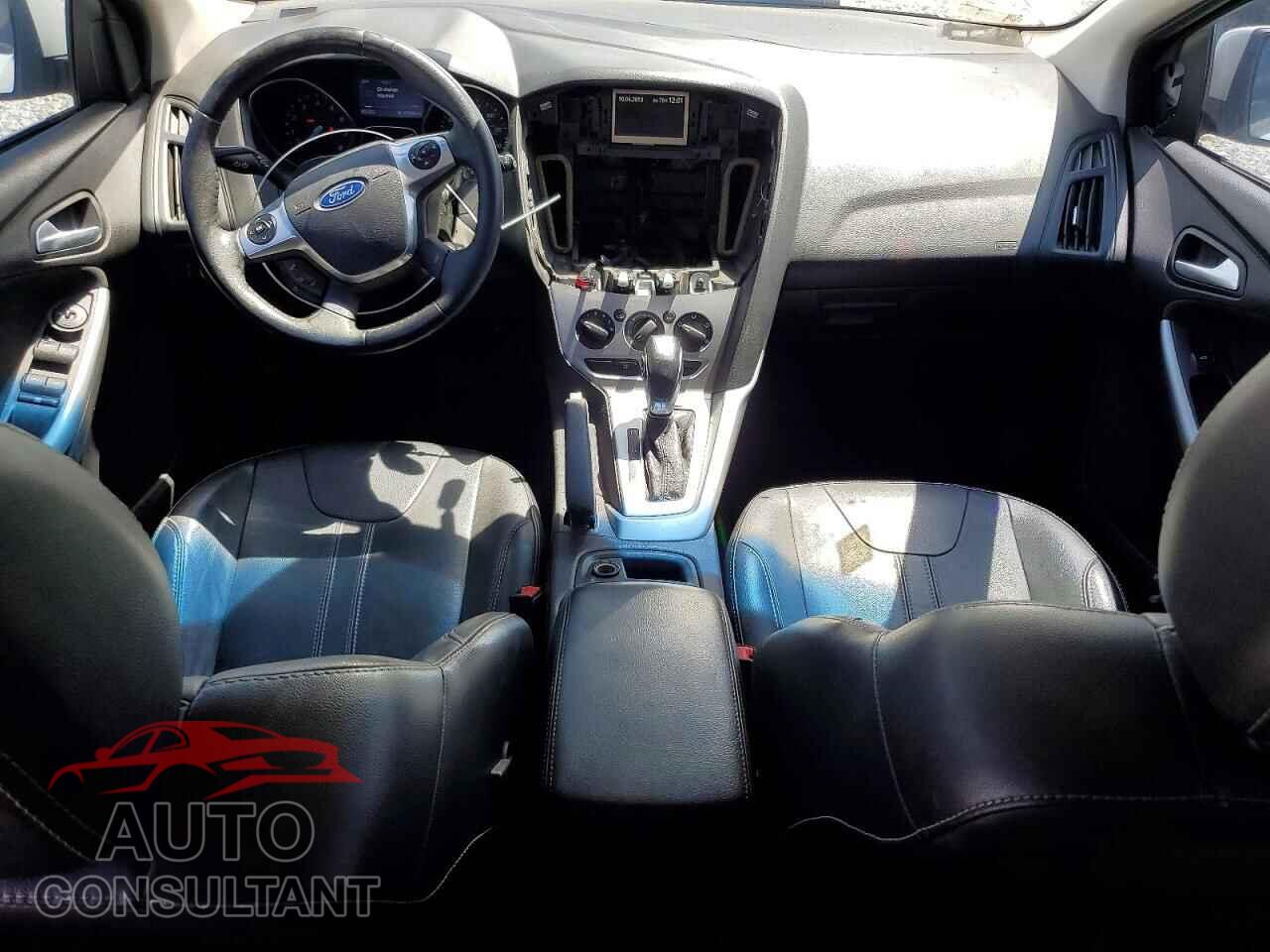 FORD FOCUS 2014 - 1FADP3K29EL210640