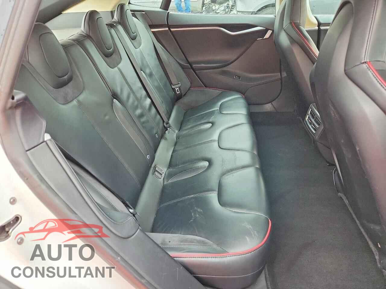 TESLA MODEL S 2013 - 5YJSA1CP6DFP05722