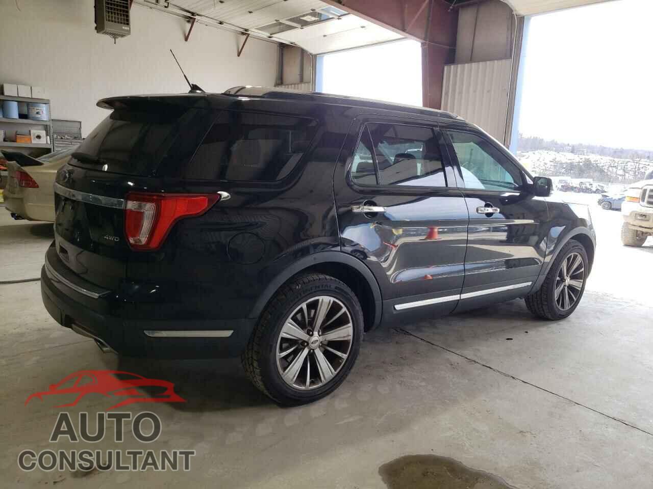 FORD EXPLORER 2018 - 1FM5K8F8XJGB15947