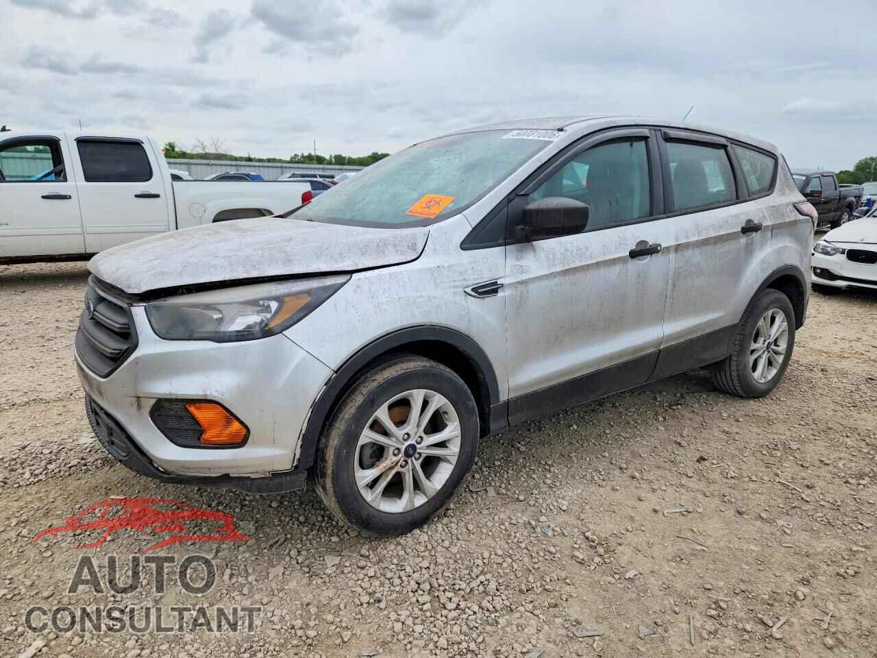 FORD ESCAPE 2018 - 1FMCU0F72JUC34524