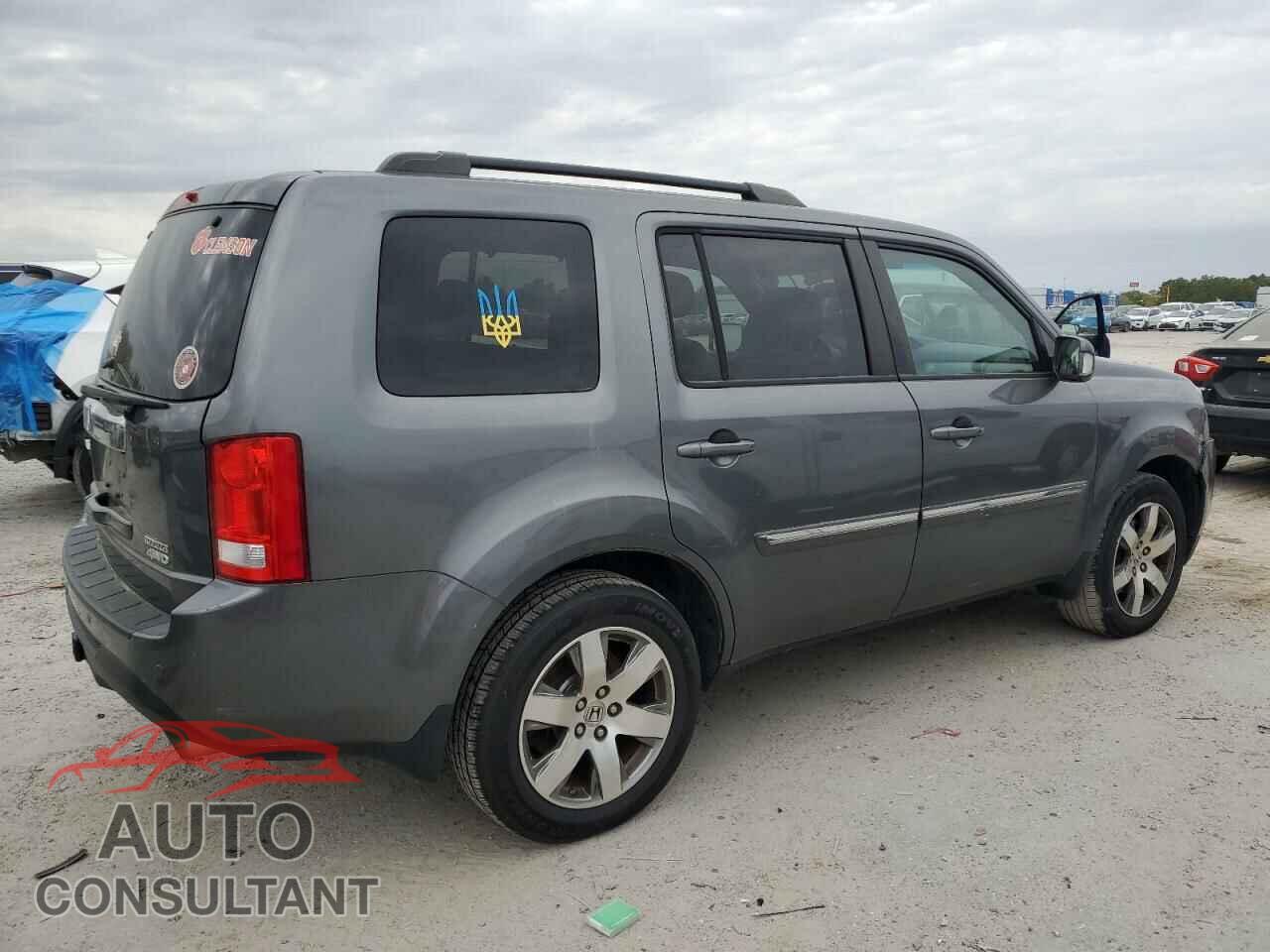 HONDA PILOT 2012 - 5FNYF4H93CB073400