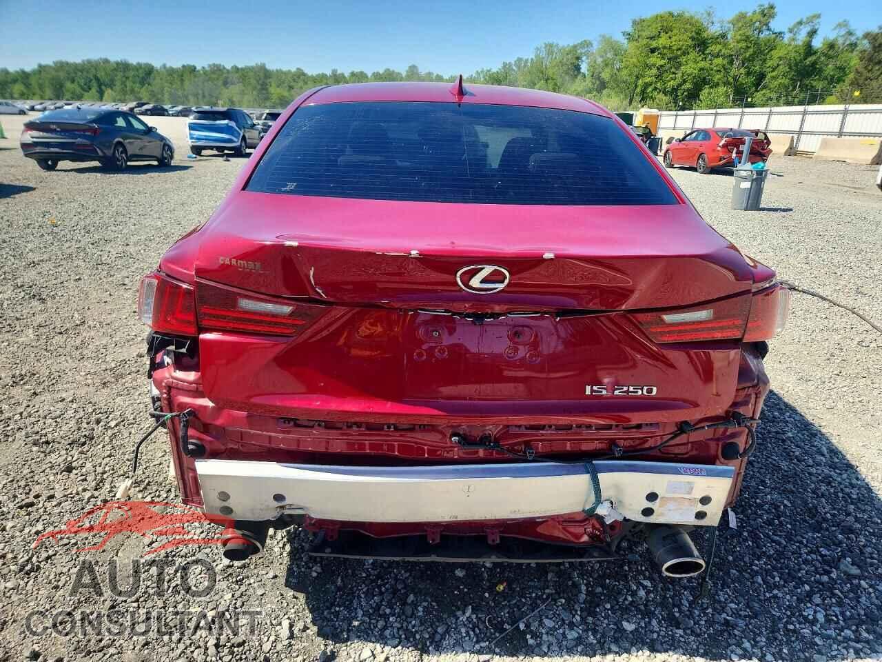 LEXUS IS 2014 - JTHBF1D29E5036612