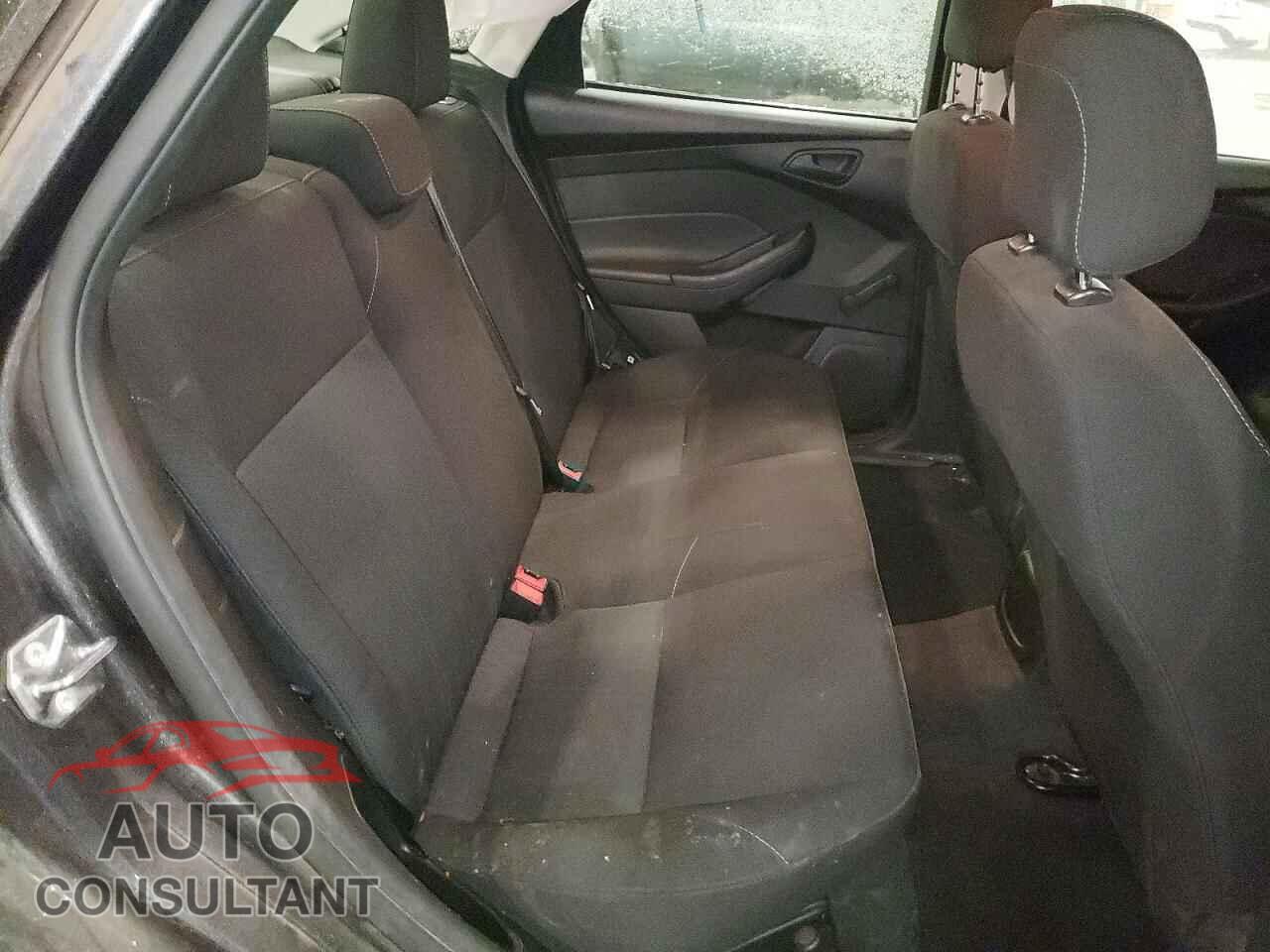 FORD FOCUS 2016 - 1FADP3E20GL405430