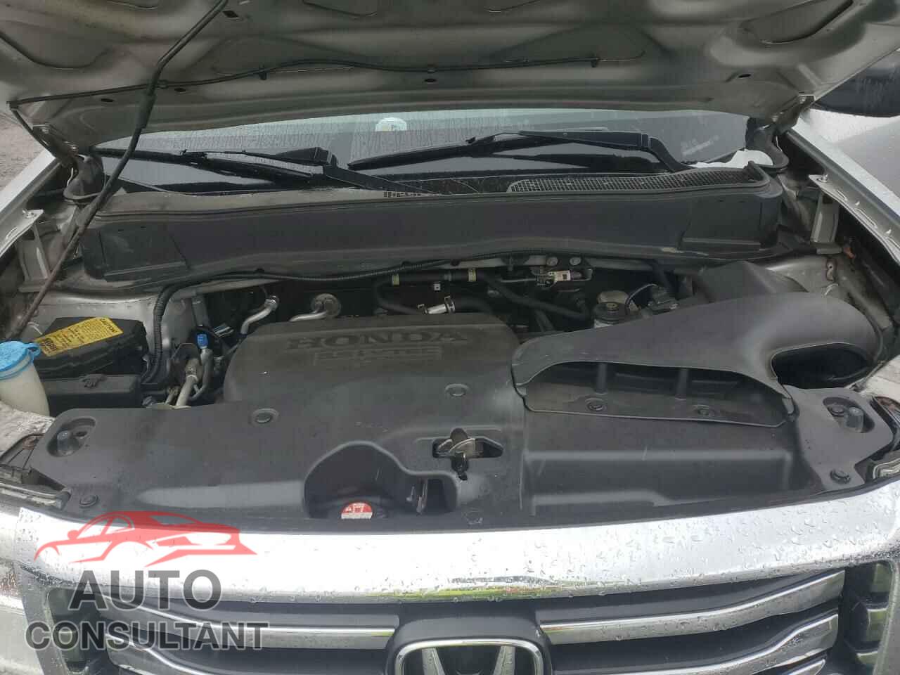 HONDA PILOT 2015 - 5FNYF4H26FB004529