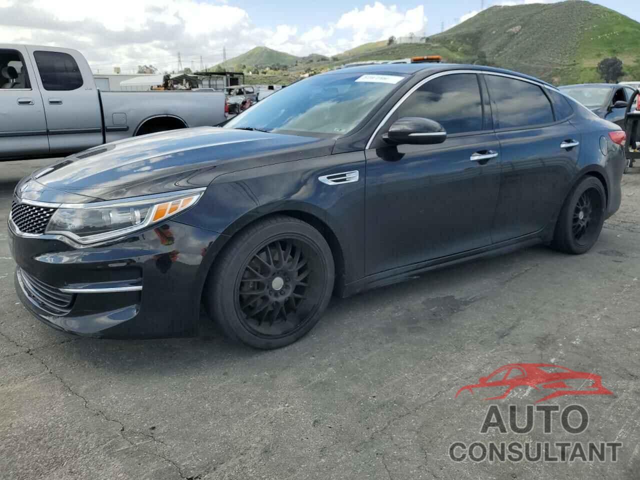 KIA OPTIMA 2018 - 5XXGU4L33JG245620