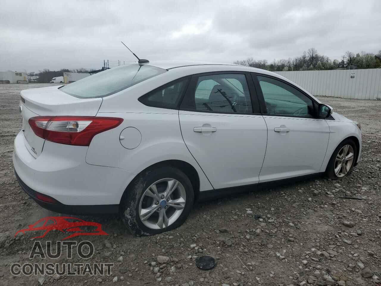 FORD FOCUS 2013 - 1FADP3F21DL111724