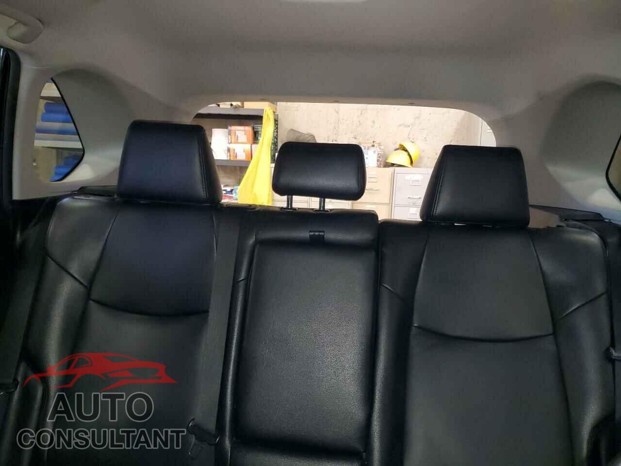 TOYOTA RAV4 2019 - JTMP1RFV9KD507333